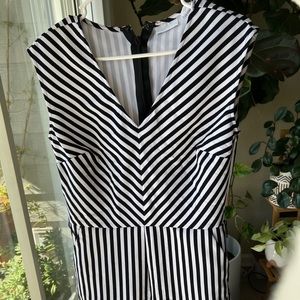 New York & company jumpsuit